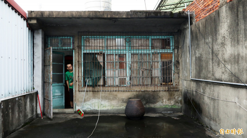 逆势开二手书店 叶雨南：如果没有书 思想变原始人-Good Luck To You!