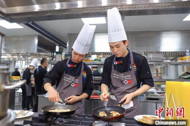 山东青岛：以“食”会友 中韩厨师同场竞技共促文化交流-Good Luck To You!